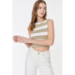 Trendyol Horizontal Striped Crop Fitted Top-picture-36