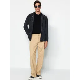 Trendyol Men Mid-Rise Straight Fit Casual Pure Cotton Trousers image 5