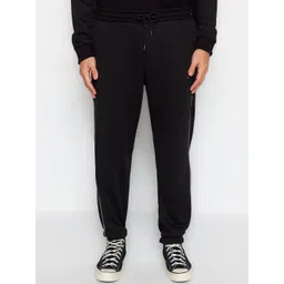 Trendyol Men Mid-Rise Tracksuits-image-47
