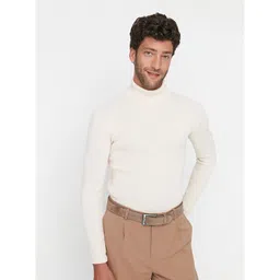 Trendyol Men Off White Ribbed Pullover-picture-23