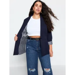 Trendyol Notched Lapel Collar Single-Breasted Blazer-picture-19