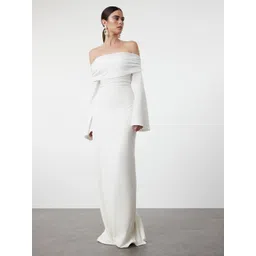 Trendyol Off-Shoulder Flared Sleeve Maxi Dress-picture-33
