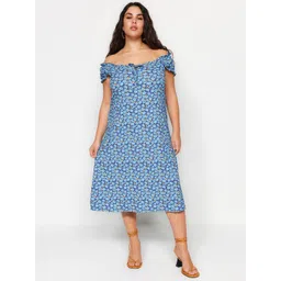 Trendyol Plus Size Floral Printed Off-Shoulder A-Line Midi Dress-picture-39