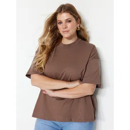 Trendyol Plus Size Round Neck Drop-Shoulder Sleeves Cotton T-shirt-picture-29