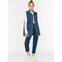 Trendyol Pure Cotton Denim Jacket image 3