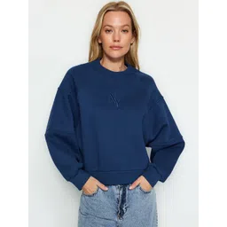 Trendyol Round Neck Long Sleeves Pullover Sweatshirt-picture-41