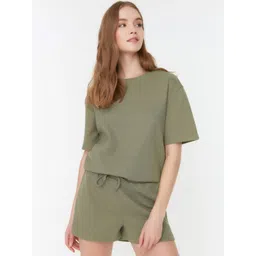Trendyol Round Neck T-Shirt With Shorts Co-Ords-picture-41