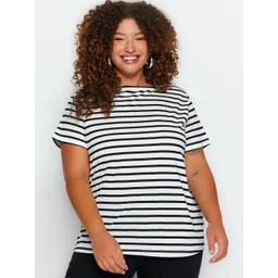 Trendyol Short Sleeves Round Neck Regular Fit Cotton Striped T-shirt-picture-22