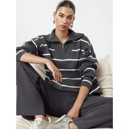 Trendyol Striped Acrylic T-Shirt With Trousers-picture-40