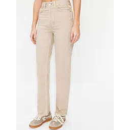 Trendyol Women Clean Look Mid-Rise Cotton Jeans-picture-19