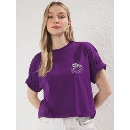 Trendyol Women Graphic Printed Round Neck Pure Cotton Oversized T-shirt-picture-27