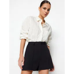 Trendyol Women Mid-Rise Regular Shorts-picture-23