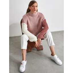 Trendyol Women Pink  Off White Pullover Sweater image 4
