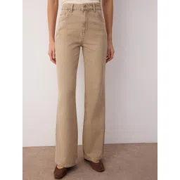 Trendyol Women Regular Fit High-Rise Cotton Jeans-picture-18