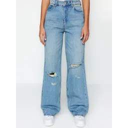 Trendyol Women Regular Fit Mid-Rise Slash Knee Cotton Jeans-picture-25