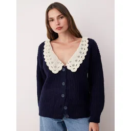 Trendyol Women Ribbed Cardigan with Embroidered Detail-picture-32