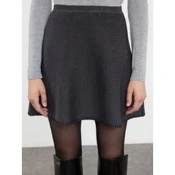 Trendyol Women Solid Flared Mini Skirts image 4