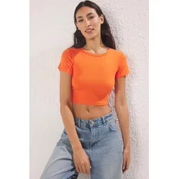Trendyol Women Solid Round Neck Fitted Crop Top-picture-26