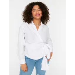 Trendyol Women Spread Collar Solid Cotton Casual Shirt image 2