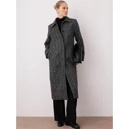 Trendyol Women Textured Single Breasted Spread Collar Overcoat-picture-39