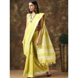Triyah Lavish Lime Linen Saree with Silver Border With Unstitched Blouse-picture-14