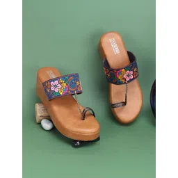 TRY FEET Embellished Wedge Sandals-picture-41