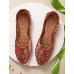 TRY FEET Women Textured Ethnic Mojaris Flats-picture-39