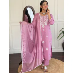 TURITY Women Ethnic Motifs Embroidered Regular Thread Work Chanderi Silk Kurta with Trousers & With Dupatta-picture-11