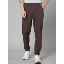 TURNFIT Men Relaxed-Fit Mid-Rise Joggers-picture-36