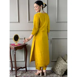 TWINS LADY Women Floral Yoke Design Chanderi Cotton Kurta with Trousers & With Dupatta image 2