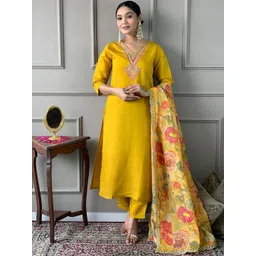 TWINS LADY Women Floral Yoke Design Chanderi Cotton Kurta with Trousers & With Dupatta image 3