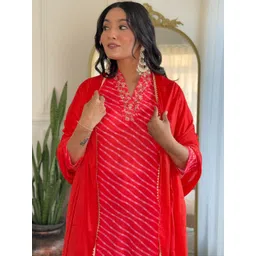 TWINS LADY Women Striped Embroidered Thread Work Kurta with Trousers & With Dupatta image 3