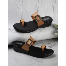 TWINSSHOE Women Embellished Comfort Heel Sandals-picture-38