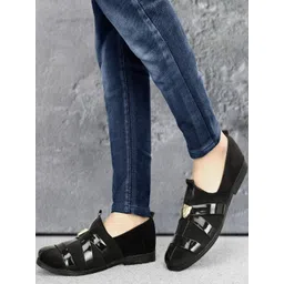 TYAZDER Men Printed Slip-On Sneakers image 1