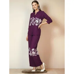 Tzelynn Floral Embroidered Mandarin Collar Thread Work Pure Cotton Shirt With Trousers-picture-10
