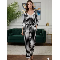 UDHATIKRAMAN Women Striped Night suit-picture-39