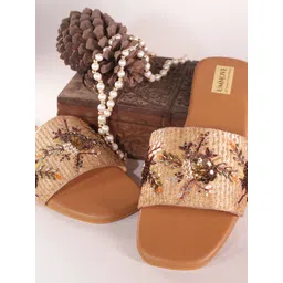 UMNOVE Women Embellished Party Open Toe Flats with Embroidered-picture-33