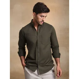 Uncluttered Closet Men Standard Slim Fit Solid Button-Down Collar Casual Shirt-picture-34