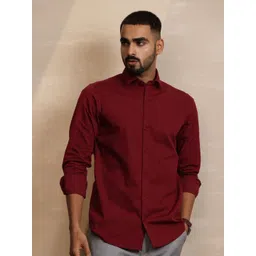 Uncluttered Closet Men Standard Slim Fit Solid Spread Collar Cotton Casual Shirt-picture-38