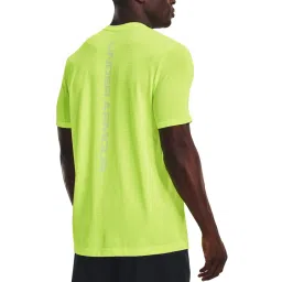 Under Armour Green Regular Fit Checks Sports T-Shirt image 2