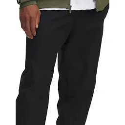 UNDER ARMOUR Men Icon Woven Joggers image 3