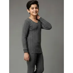 UNDERLOOP Boys Striped Round Neck Thermal Top-picture-42