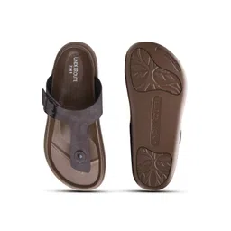 UNDERROUTE Men Comfort Sandals image 3