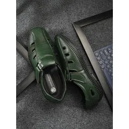 UNDERROUTE Men Ethnic Comfort Sandals-picture-22