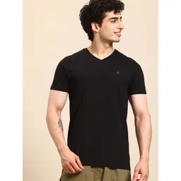 United Colors of Benetton Men V-Neck T-shirt-picture-30