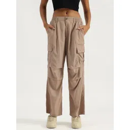 United Colors of Benetton Solid Utility Nylon Pants-picture-21