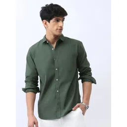 Urbano Fashion Men Solid Spread Collar Cotton Casual Shirt-picture-25
