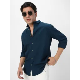 Urbano Fashion Men Spread Collar Textured Cotton Casual Shirt-picture-30