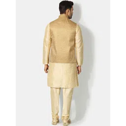 Uri and MacKenzie Men Regular Kurta with Churidar image 2