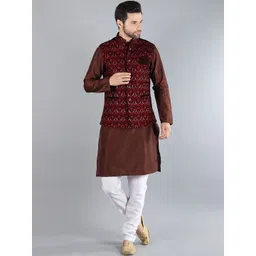 Uri and MacKenzie Men Regular Kurta with Pyjamas-picture-28